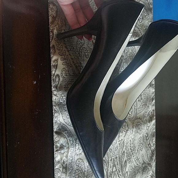 Brand new black dressy and classy shoes - Picture 6 of 6